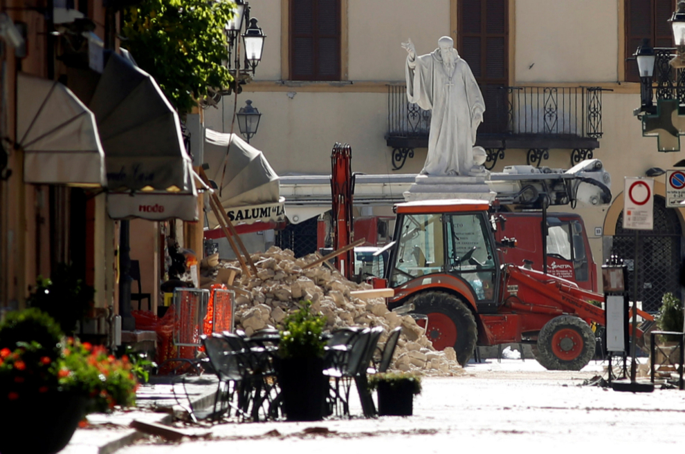 Las calles de la ciudad italiana se encuentran inundadas por los...