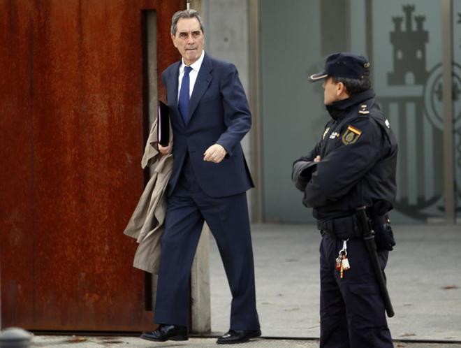 El ex presidente de Caja Madrid, Jaime Terceiro, tras declarar en la...