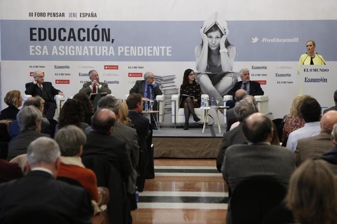 Ponencia de Cristina Cifuentes en el III Foro &apos;Pensar en España:...