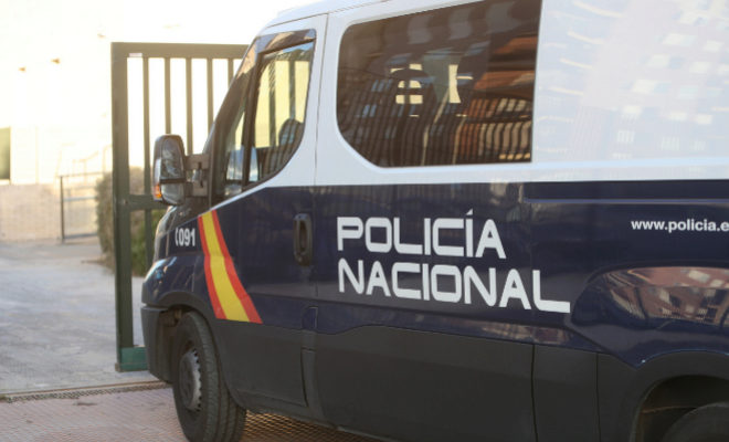 Un vehculo de la Polica Nacional de Castelln.