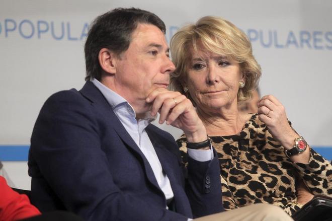 Ignacio Gonzlez y Esperanza Aguirre, juntos en un acto del PP de...