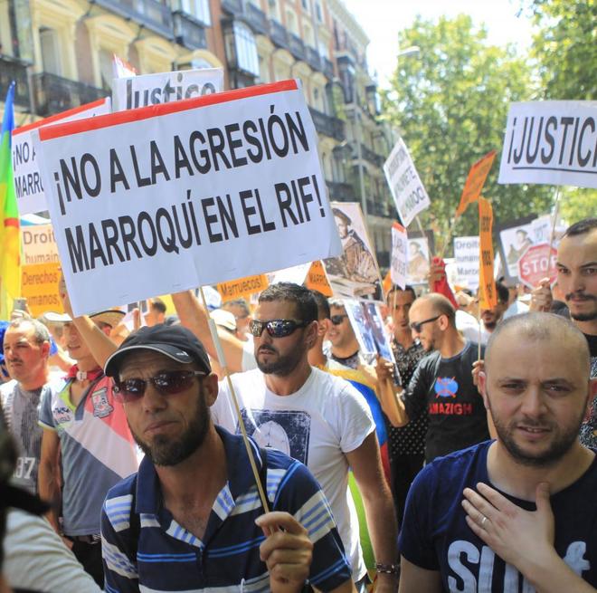 Más de un centenar de personas se manifestaron por la situación en la región del Rif en Madrid.