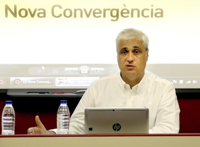Germ Gord en la asamblea de la Nova Convergncia en Barcelona.