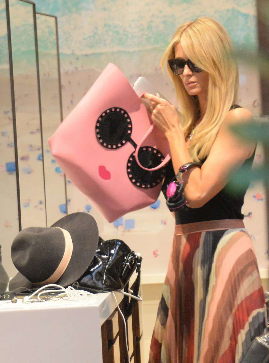 Paris Hilton ha escogido (un ao ms) Ibiza como su destino de...