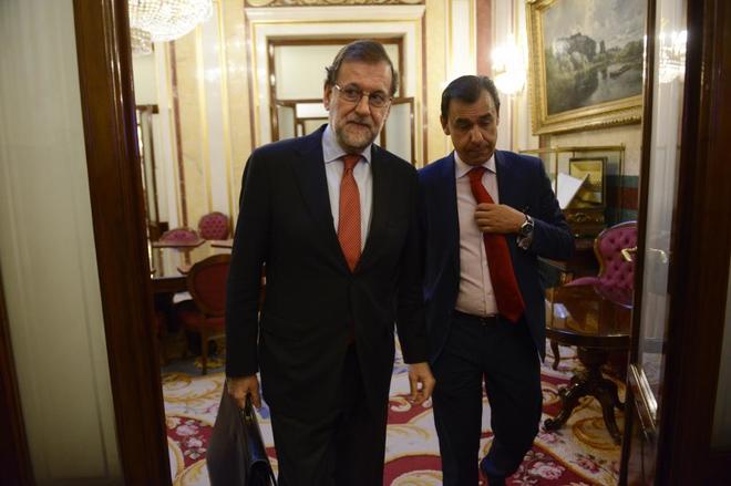 Mariano Rajoy y Fernando Martnez-Mallo, en el Congreso de los...