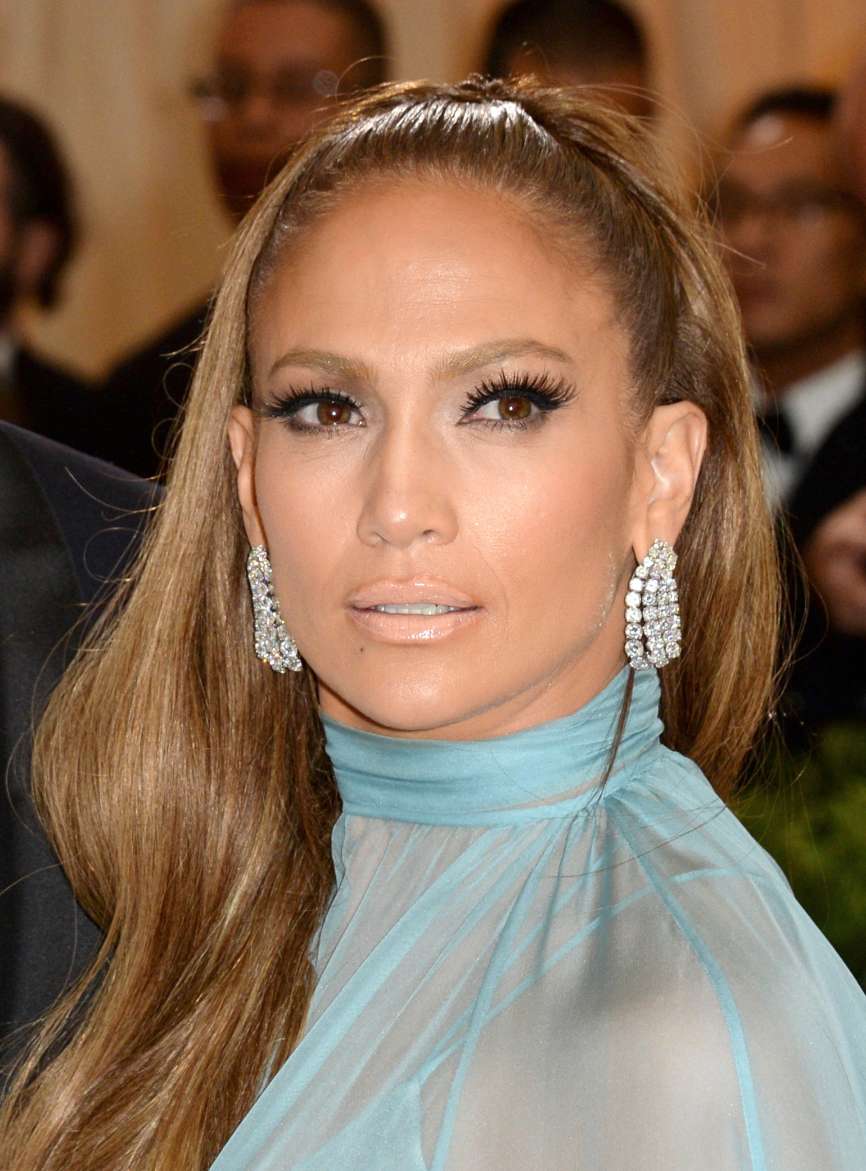 La cantante y actriz Jennifer Lopez naci el 24 de julio de 1969,...