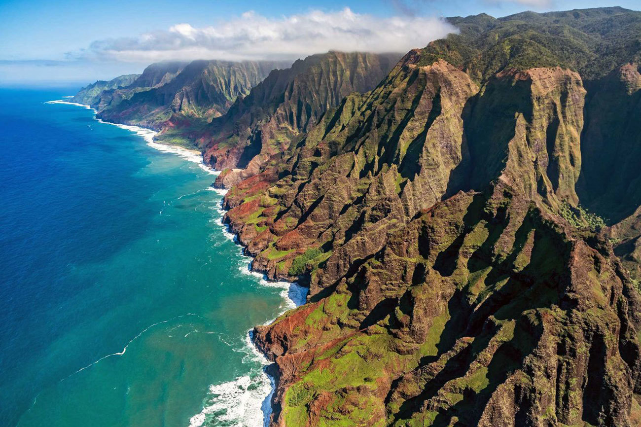 Este escalofriante paisaje se localiza en la isla hawaiana de Kauai,...