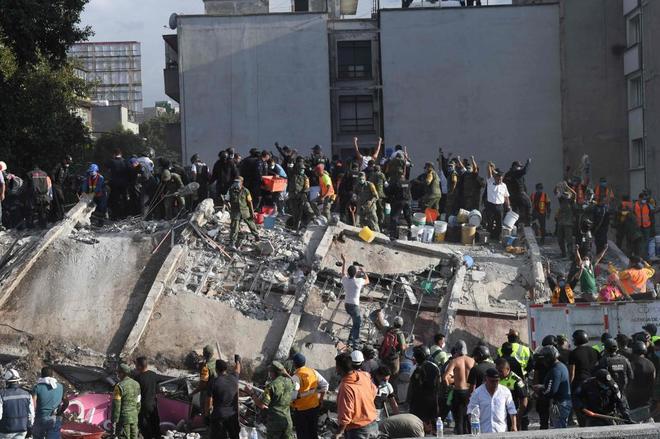 Terremoto en México: Solidaridad, difusión y organización: las redes  sociales en el terremoto de México | EL MUNDO