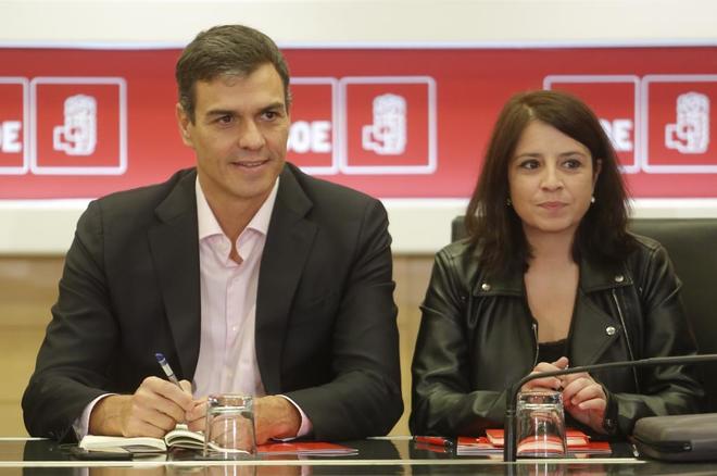 Pedro Snchez y Adriana Lastra, en la reunin de la Ejecutiva del...
