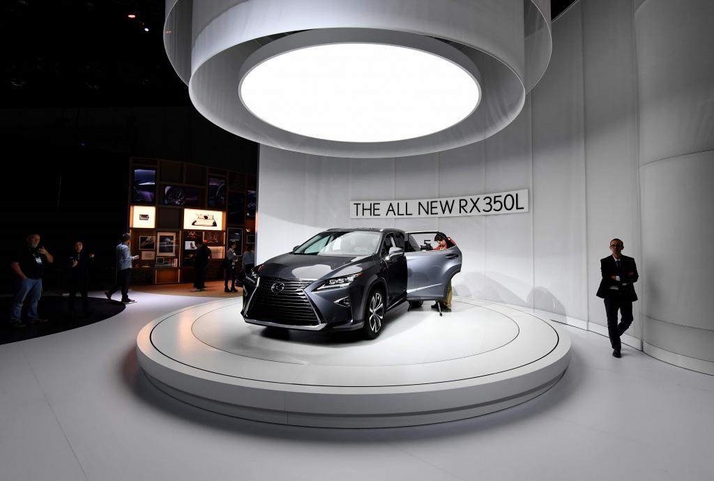 Lexus rx350 салон