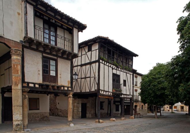 Casa de la Infanta Doa Sancha, actualmente una galera de arte.
