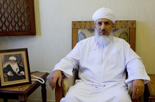 El ministro de Asuntos Religiosos de Omán, Abdullah Al Salimi, durante la entrevista.