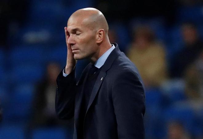 Zidane, en el Bernabéu, durante el partido de Copa frente al...