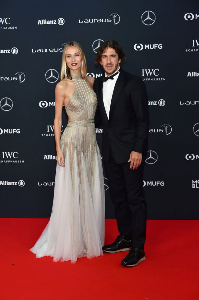 Mejor vestidas: Del vestido rojo de Blanca Suárez al traje de Bella Hadid,  así son los mejores estilismos de la semana