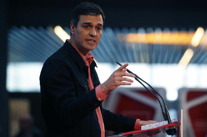 El secretario general del PSOE, Pedro Snchez, en el cierre de la...