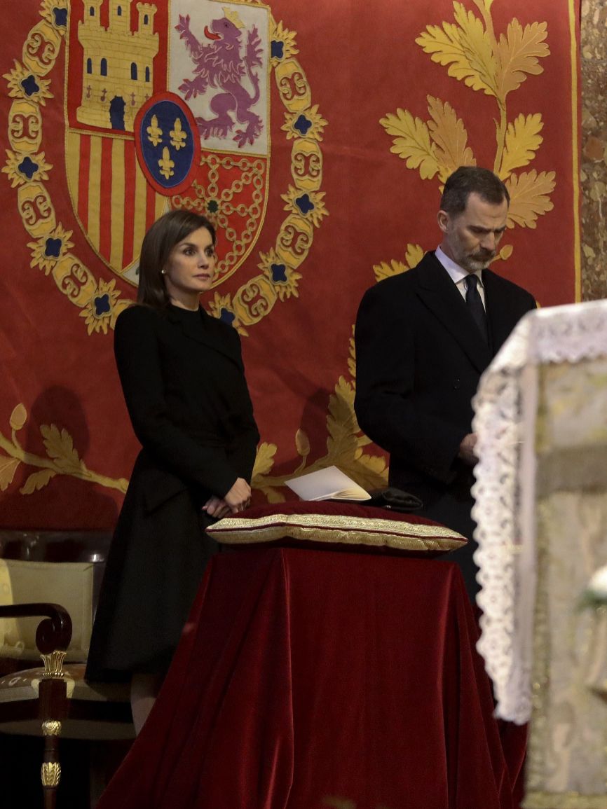 Los Reyes presidieron el funeral por Don Juan
