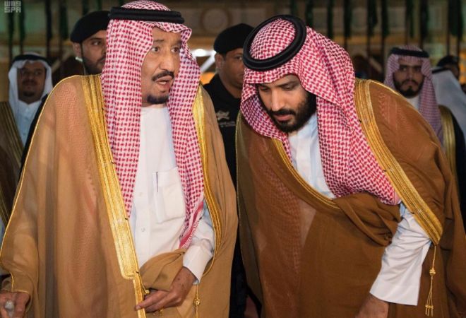 Salman bin Abdulaziz , rey de Arabia Saud, y su hijo, el prncipe...
