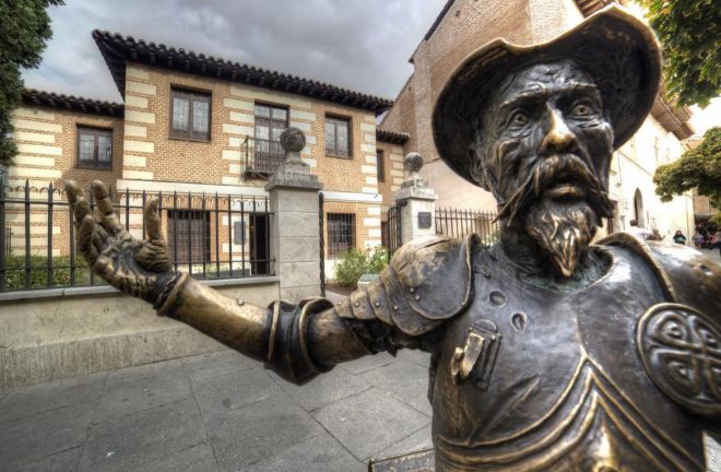 Estatua de Don Quijote de la madrilea ciudad de Alcal de Henares.