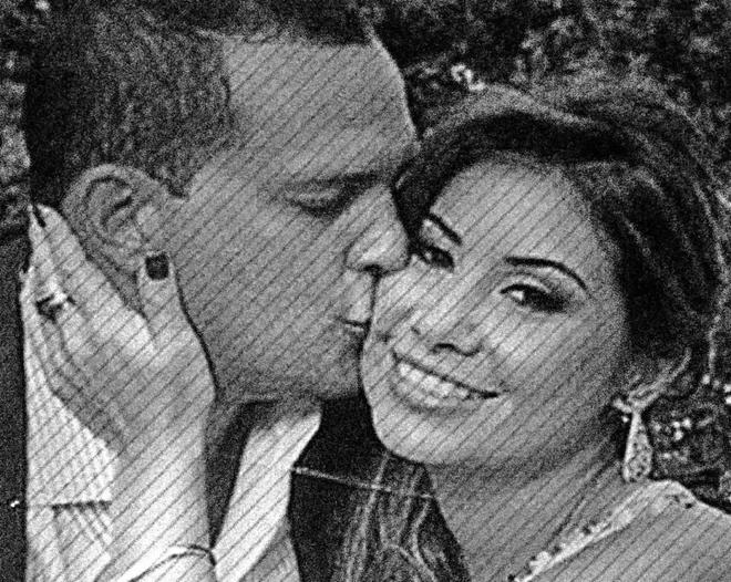Claudia Daz Guilln y su marido Adrin Velsquez, en una foto de...