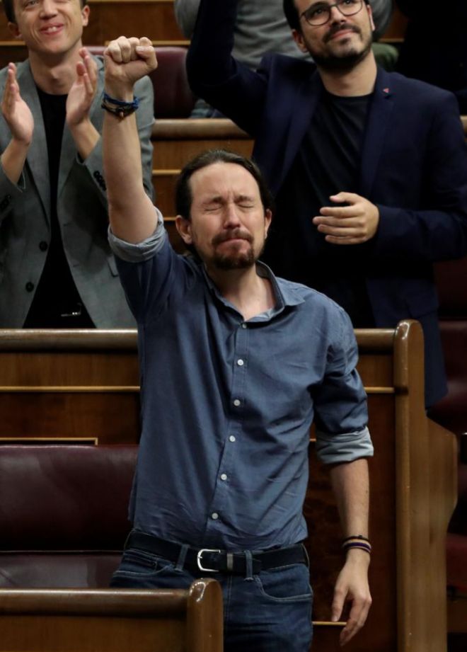 Bronca entre Podemos y el PP por 'Billy el Niño' y lágrimas de Pablo  Iglesias | España