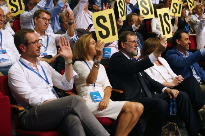 Mariano Rajoy y Mara Dolores de Cospedal durante el Congreso del PP