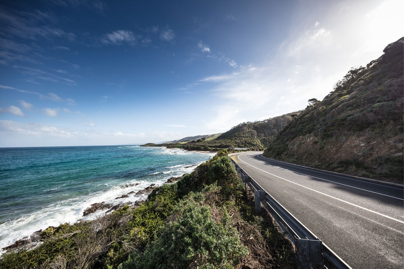 Esta circunvalacin recorre la costa de Australia y es la carretera...