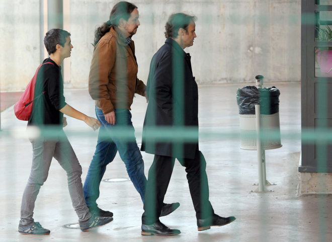 El secretario general de Podemos Pablo Iglesias, a su llegada a la...