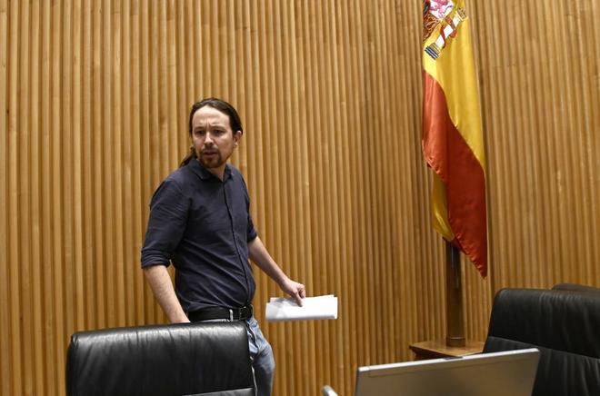 El lder de Podemos, Pablo Iglesias, en el Congreso de los Diputados,...