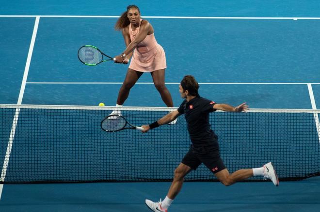 Oscar Leyva ATP 500 Duelo de leyendas en la Copa Hopman: Victoria de Federer en su primer  partido oficial contra Serena | Tenis