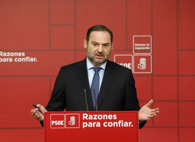 Jos Luis balos, secretario de Organizacin del PSOE, en rueda de...