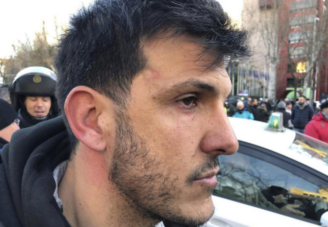 Daniel Velilla, de la Plataforma Caracol, tras un choque entre manifestantes y agentes de la Polica.