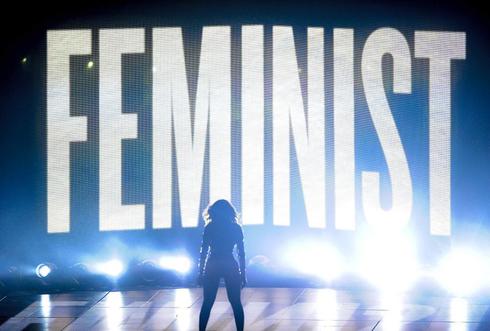 Beyoncé, durante una actuación en unos premios de MTV, en 2014.