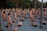 1.300 desnudos artsticos bajo la direccin de Spencer Tunick