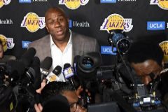 Crisis total en los Lakers: Dimite Magic Johnson