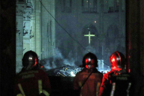 Notre Dame, pendiente de conocer cmo resistir su estructura tras el fuego