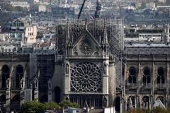 Una vista de la catedral de Notre Dame dos das despus del incendio.