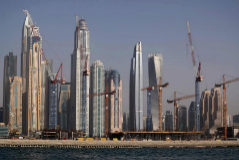 Obras de construccin en el Puerto deportivo de Dubai.
