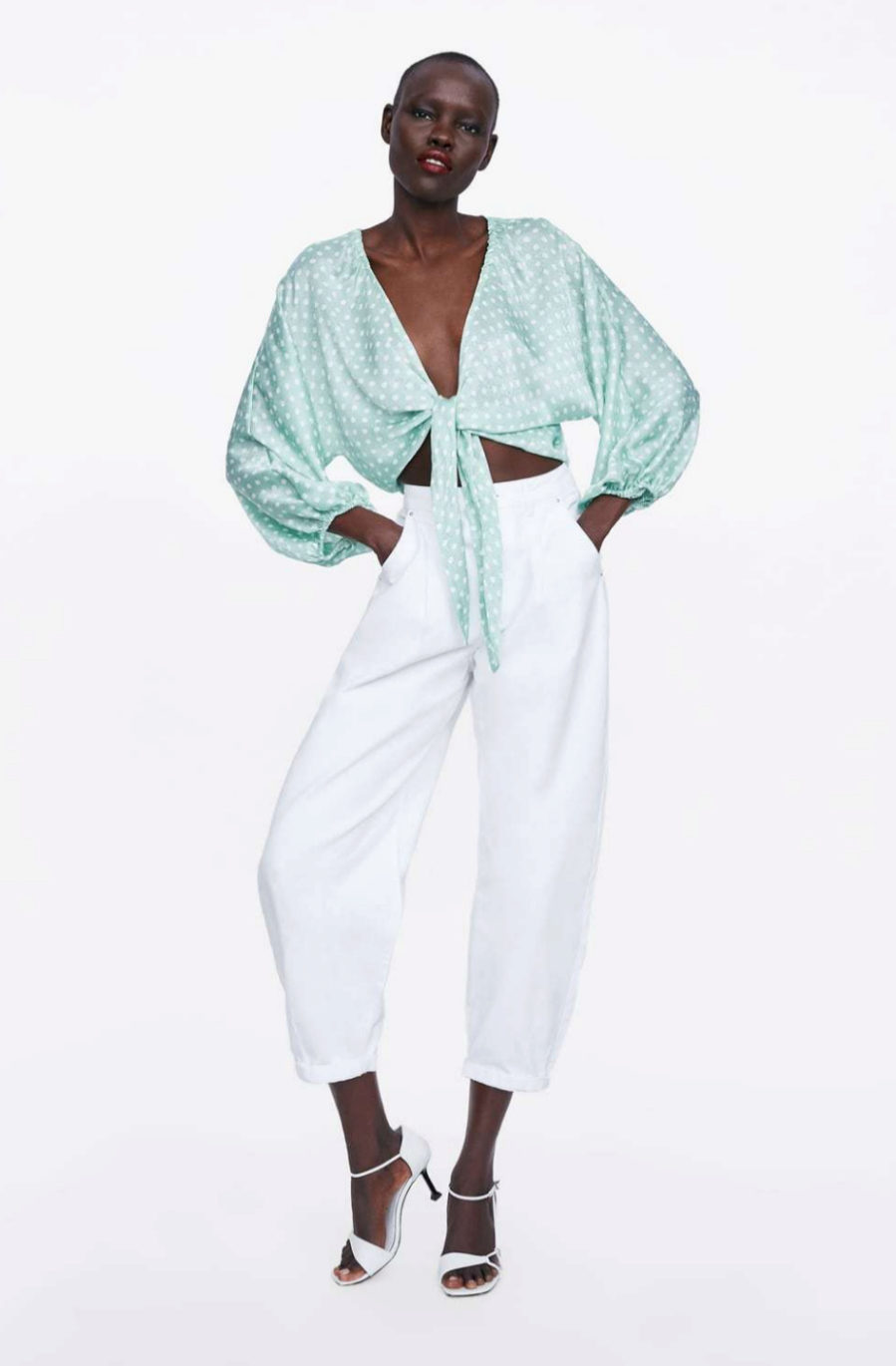 movimiento Cortar Acumulativo Zara tiene la blusa que no querrás quitarte en todo el verano | Moda