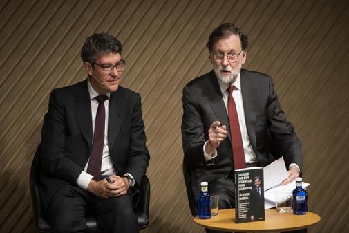 Mariano Rajoy, este miércoles en Madrid con su ex ministro de...