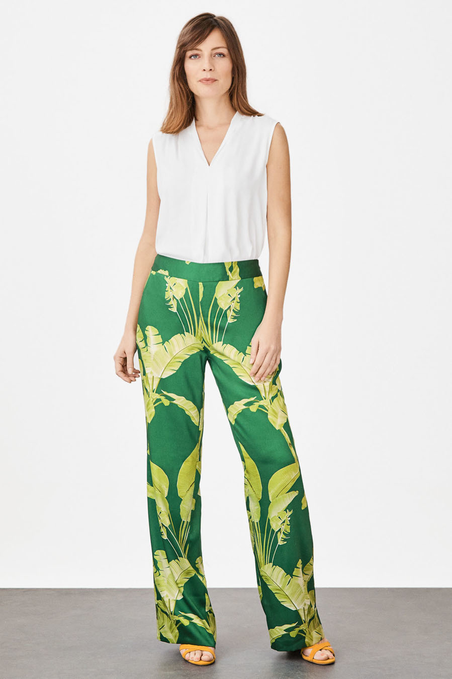 Pantalones Mujer | PantalóN Slim Estampado Varios | Cortefiel \u003e Skywatchers  Inn