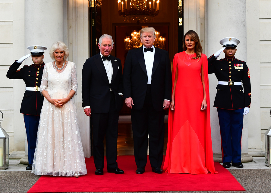 Los Trump dieron una cena de gala en honor a la familia real...