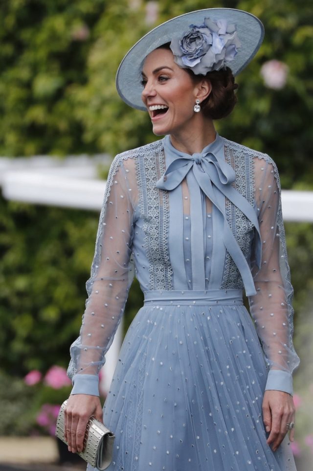 Ascot 2019: Kate Middleton con vestido azul cielo de Elie Saab - 2019 | Moda | EL MUNDO