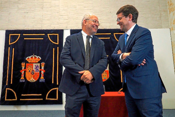 El pacto de PP y Cs en Castilla y León: fin de los aforamientos y ...