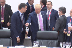 Donald Trump y Pedro Snchez en una de las sesiones del G20.