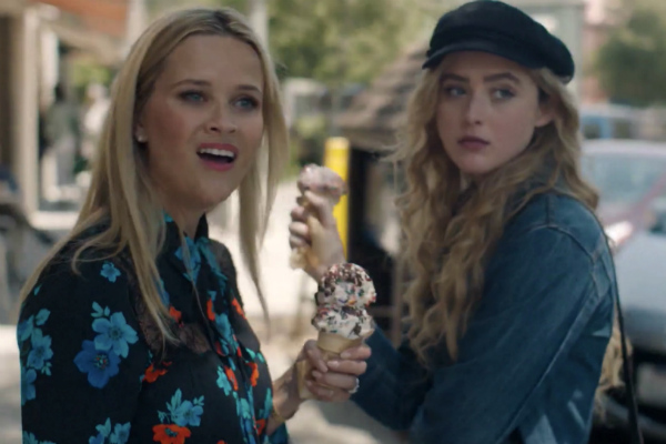La escena de Reese Witherspoon tirndole un helado a Meryl Streep ha...