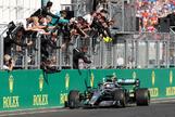 Hamilton doblega a Verstappen tras una jugada maestra de Mercedes