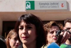 Juana Rivas, en la puerta de los juzgados de Granada el pasado junio de 2018.