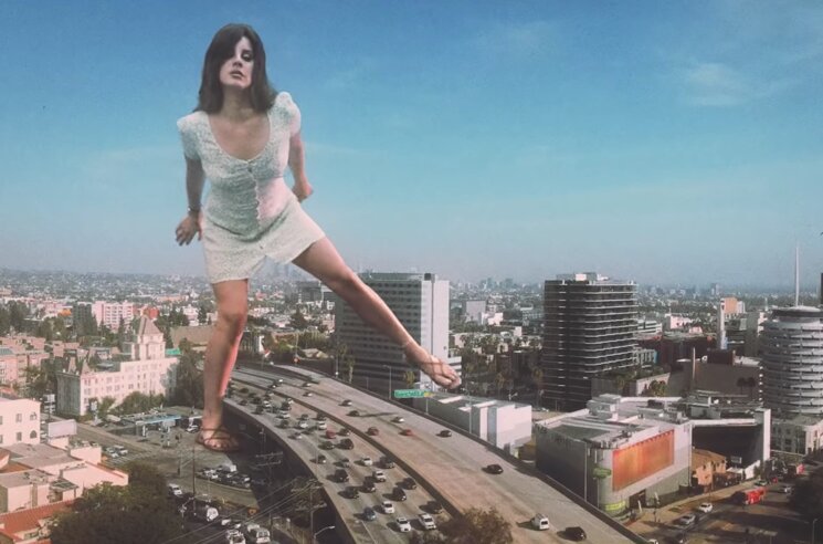 Lana Del Rey en el vdeo de Doin&amp;apos; Time, single de Norman Fucking...