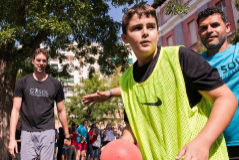 El jugador de baloncesto y presidente de la Fundacin Gasol, Pau Gasol, en una actividad deportiva junto a nios del colegio Jos Calvo Sotelo de Madrid, este martes.