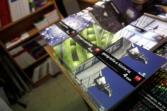 Libros de texto de secundaria en una librera de Madrid.